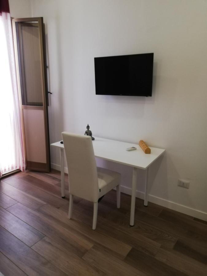 Casa Di Edo Bed and Breakfast Brindisi Eksteriør billede