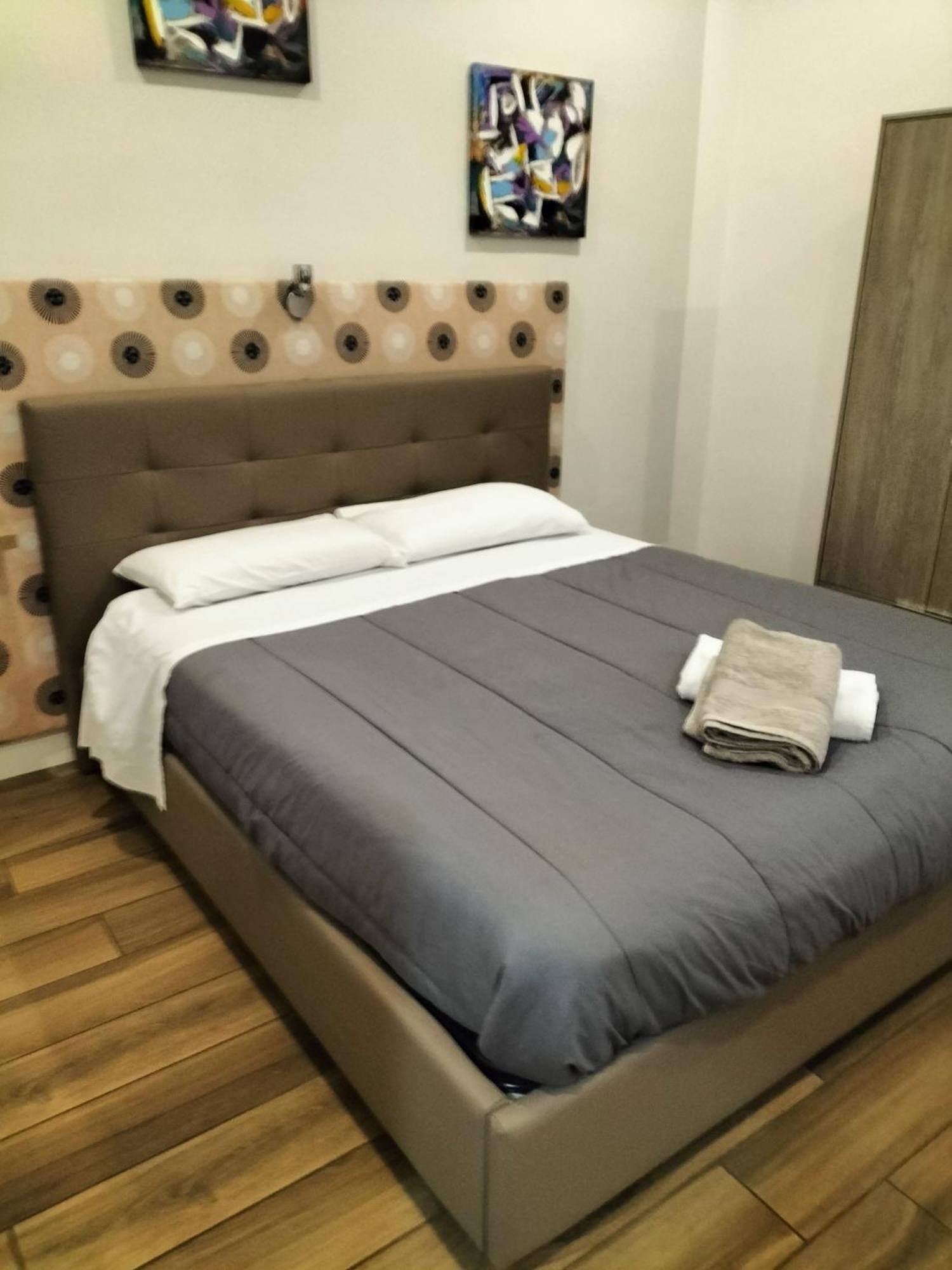 Casa Di Edo Bed and Breakfast Brindisi Eksteriør billede